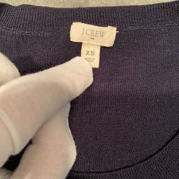 J. CREW LIGHTWEIGHT MERINO WOOL SWEATER IN Navy - Picture 8 of 12